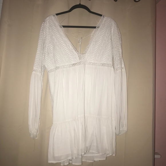 White long sleeve dress - Picture 3 of 3